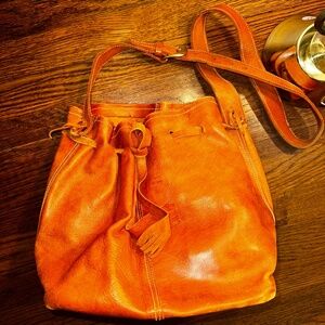 Vintage Leather Bucket Bag | Made in Mexico | Cognac Drawstring Crossbody